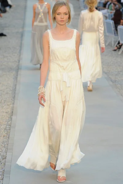 Look 57